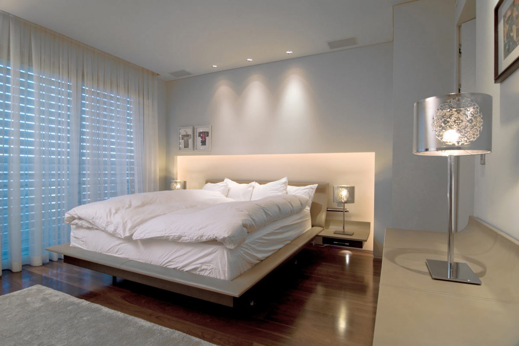 <u>פנטהאוז ברמת אביב</u><i>Penthouse in Ramat Aviv</i>