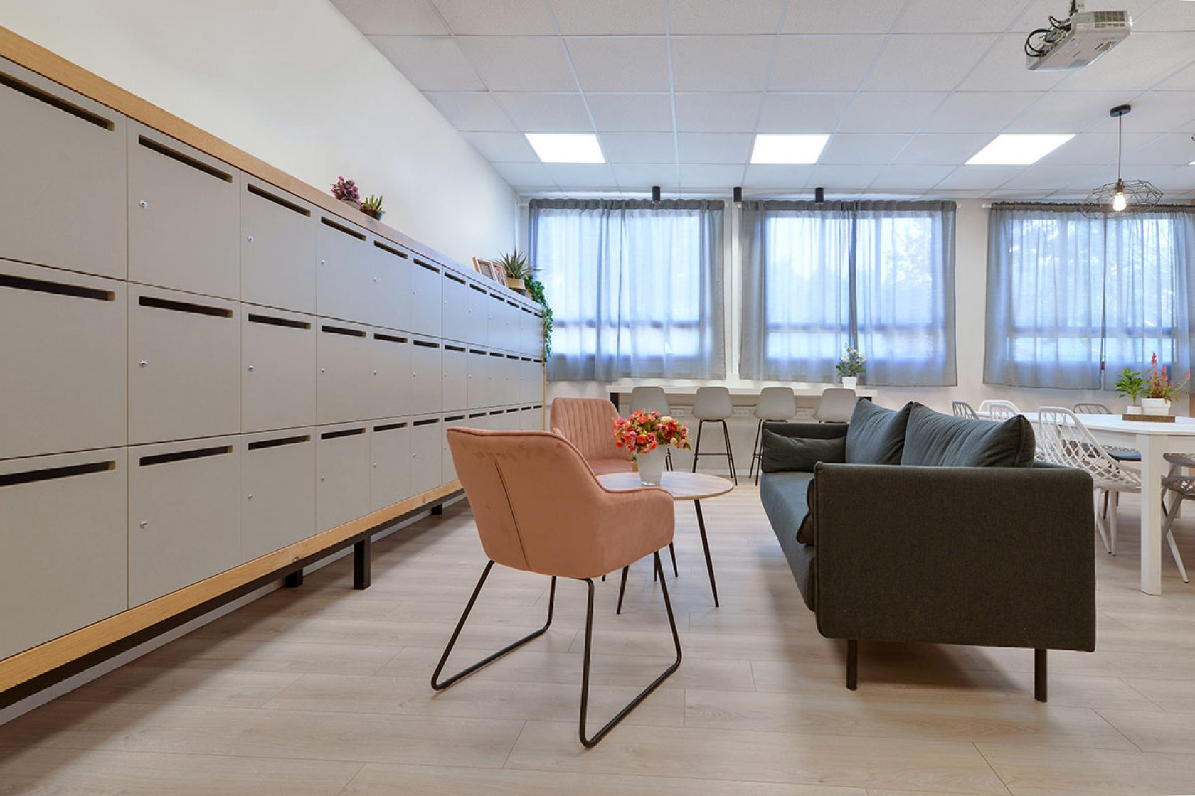 Teacher’s Lounge <br/>Ben-Zvi school<br/> Nes Ziona